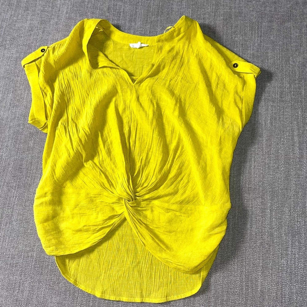 Twine & String Blouse Top Womens Medium Yellow High Low Hem V Neck Front Knot